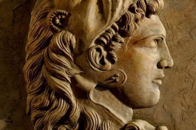 Ο Ανίκητος Ήλιος: Η ηλιακή ενσάρκωση του Αλεξάνδρου